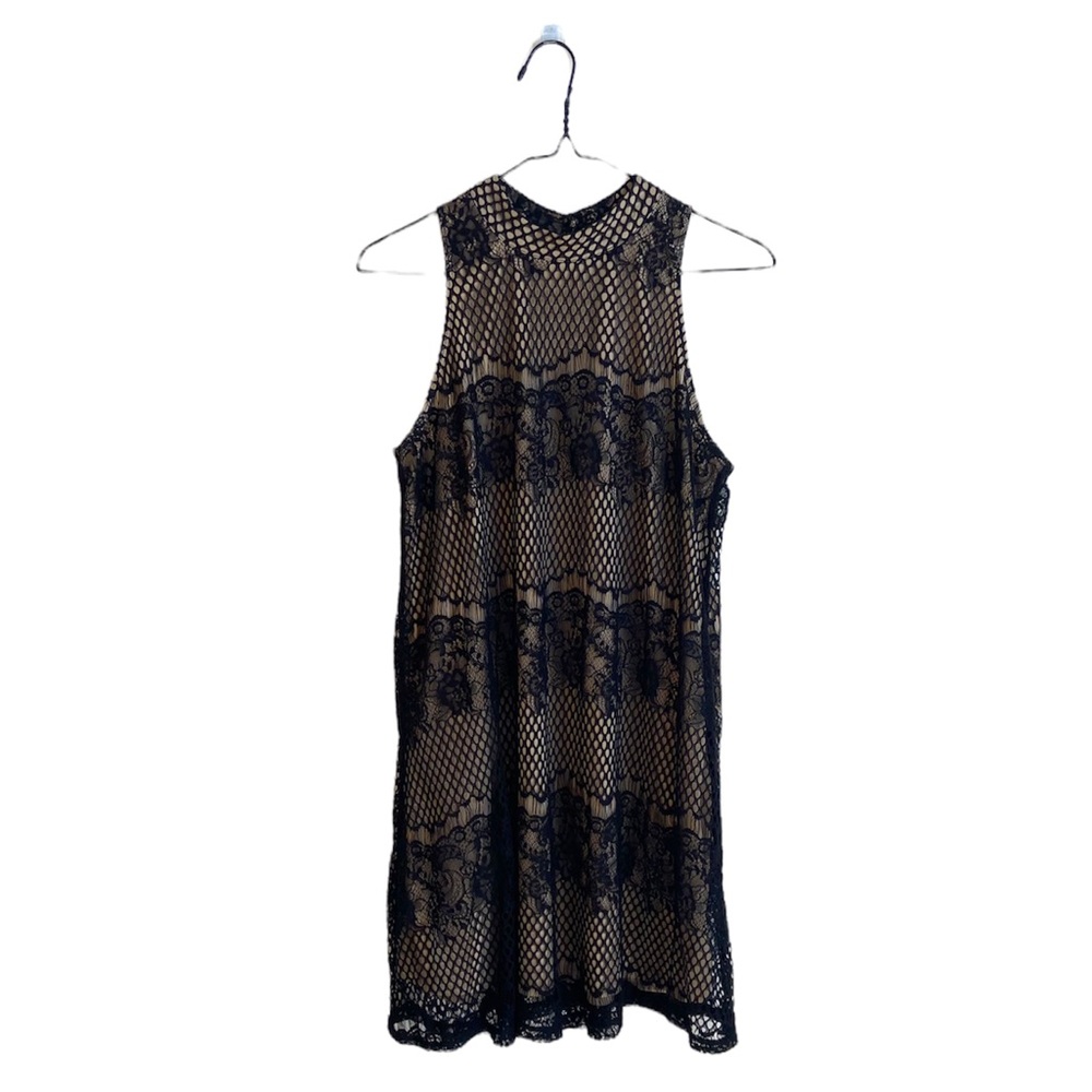 XHILARATION BLACK/TAN MINI DRESS WITH OPEN BACK AND LACE DETAILING, SIZE MEDIUM